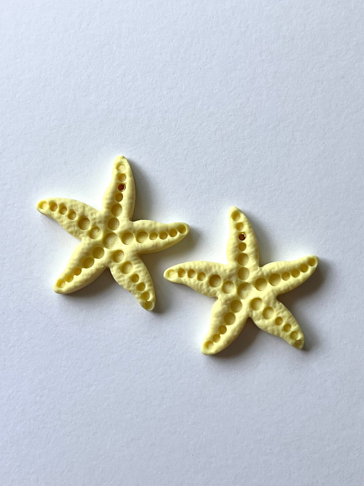 Aritos Estrella Mar Amarillo Pastel