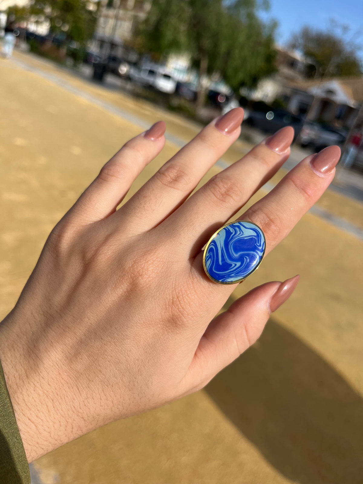Anillo Maxi Syra Dorado Marmolado Azul