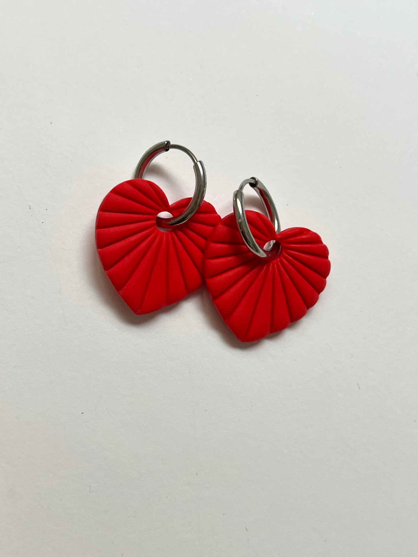 Aritos Corazonado Rojo