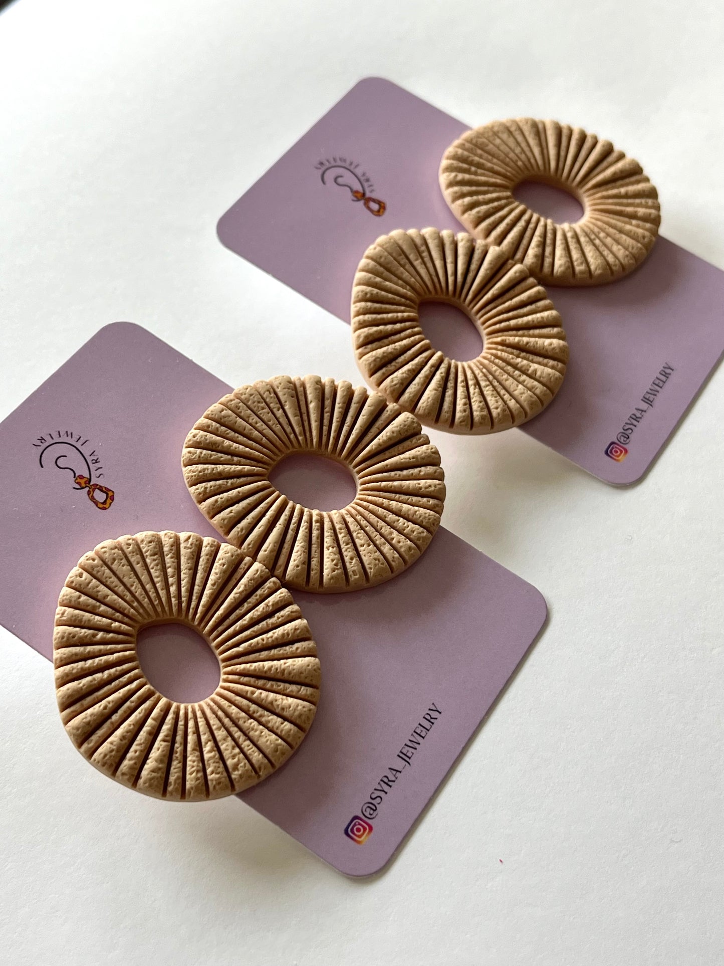 Aura Beige