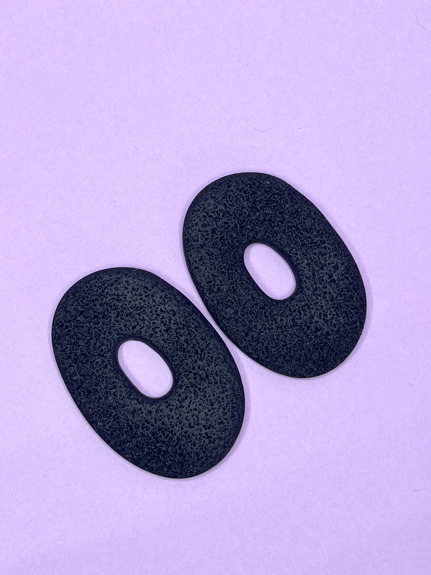 Amaltea Negro