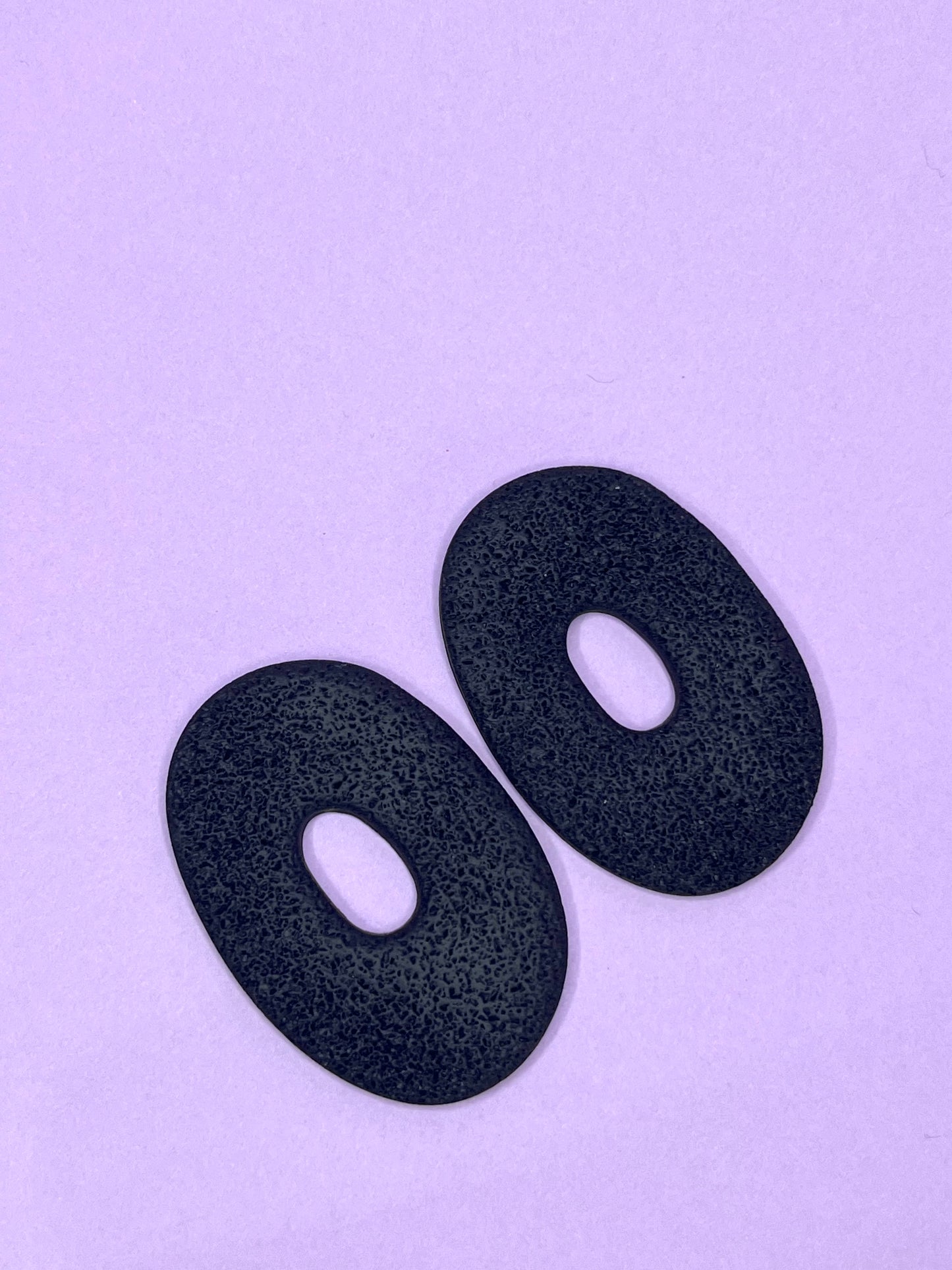 Amaltea Negro